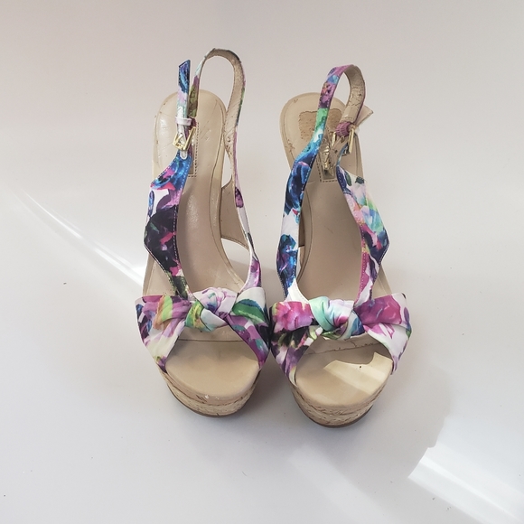 GUESS GWDELILAN Floral Wedge Sandals Size 7 - Picture 4 of 8